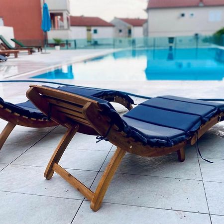 Eco-Friendly Estate I Lejlighedshotel Primošten Eksteriør billede