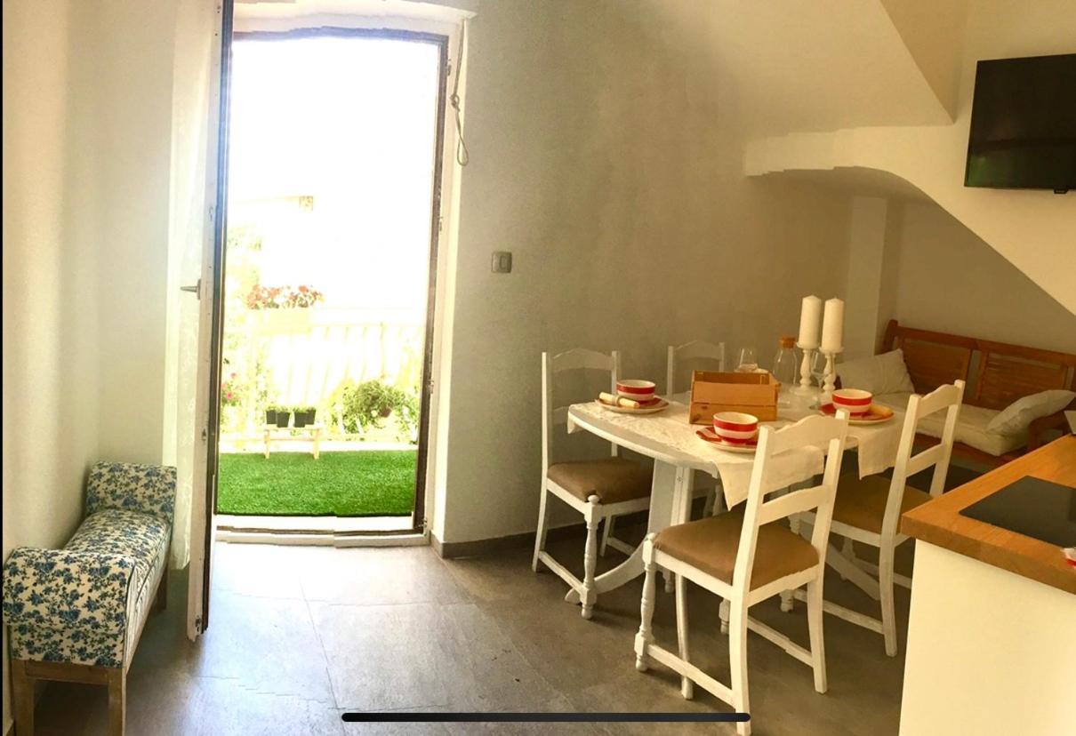 Eco-Friendly Estate I Lejlighedshotel Primošten Eksteriør billede